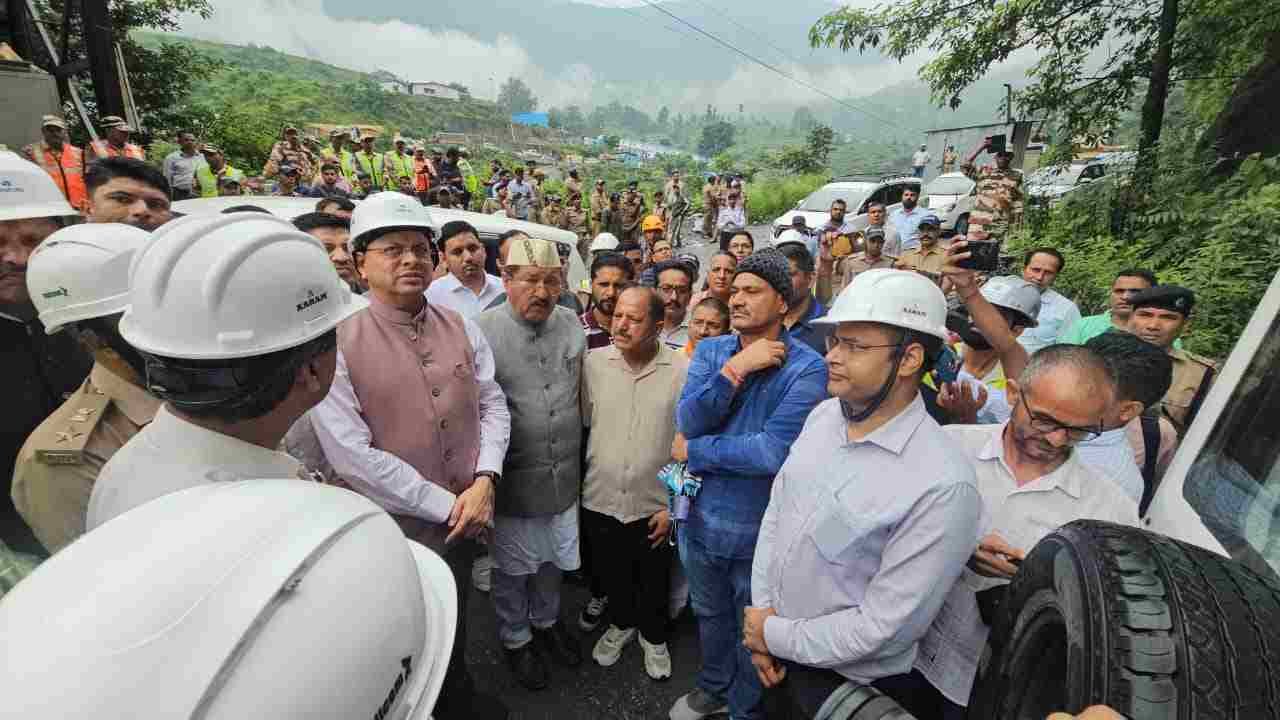 बिग ब्रेकिंग:- बेहद खराब मौसम के बीच भी पीपलकोटी पहुंचे मुख्यमंत्री धामी